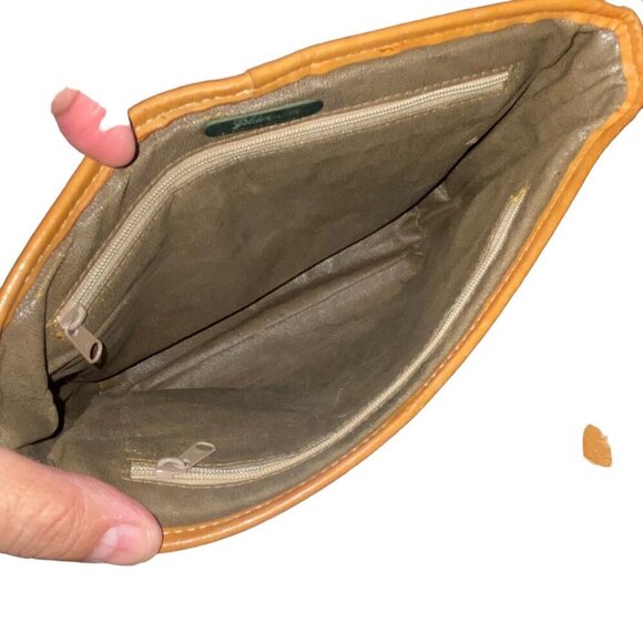 Vintage Grand Lion Leather Two-Tone Front Flap Crossbody Bag - Picture 7 of 8